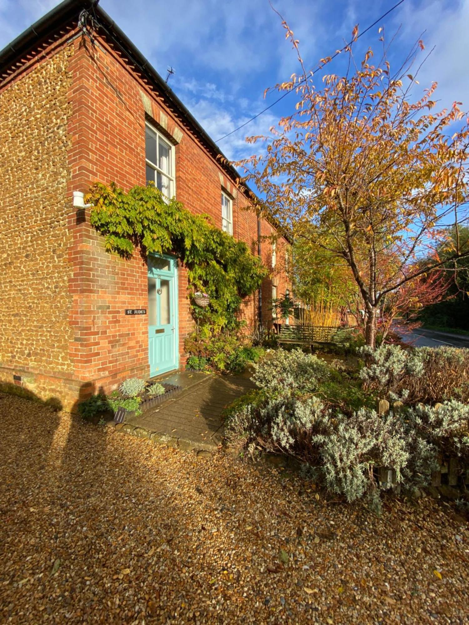 St Jude'S Bed & Breakfast Hotel Dersingham Exterior photo